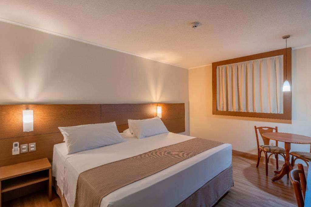 Hotel Caiua Cascavel מראה חיצוני תמונה