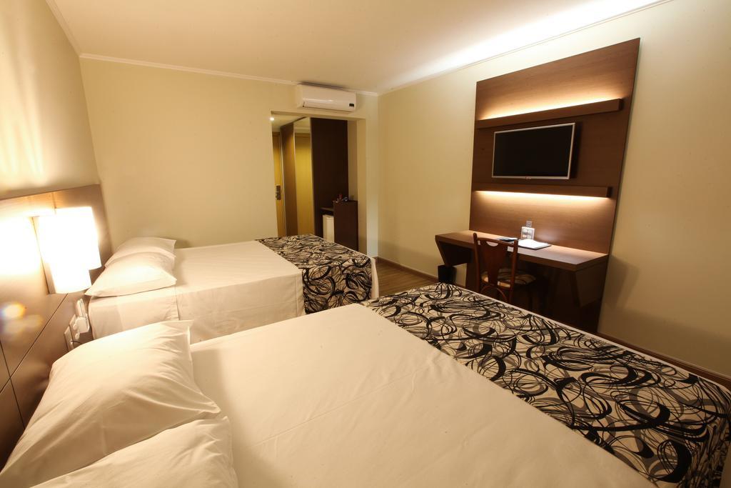 Hotel Caiua Cascavel חדר תמונה