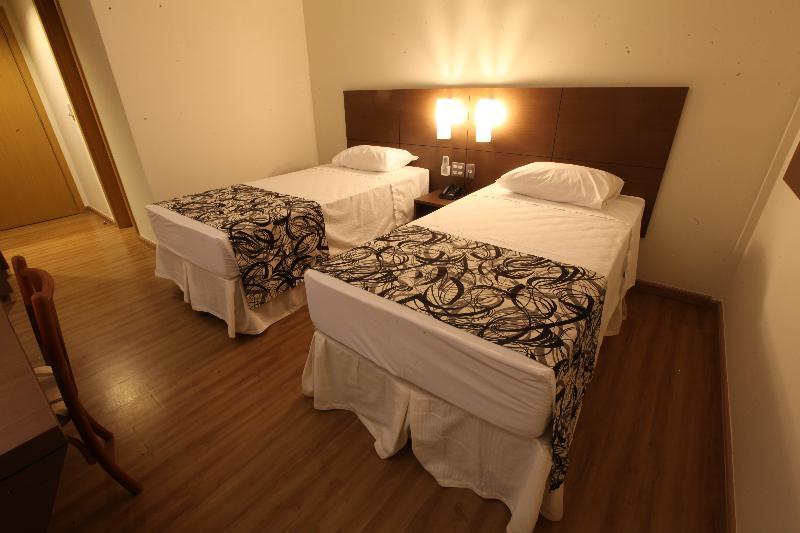 Hotel Caiua Cascavel מראה חיצוני תמונה